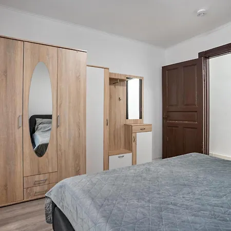 Apartament Am Theaterplatz Gera
