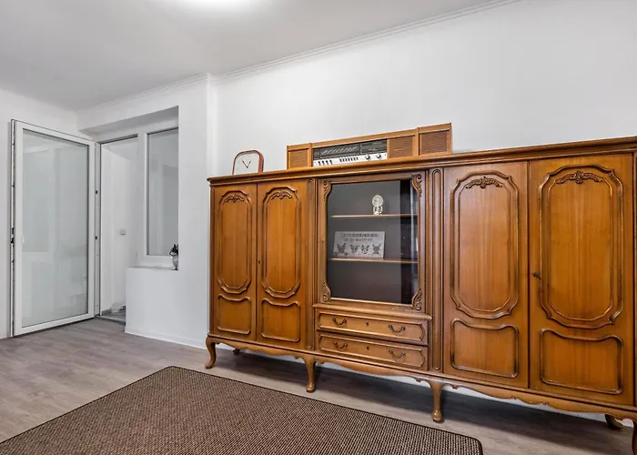 Am Theaterplatz Apartment *